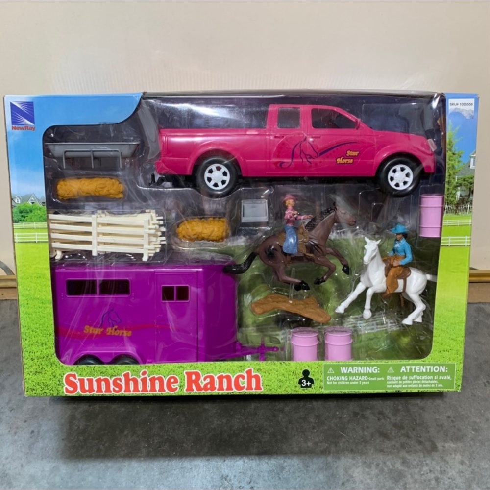 NewRay - Sunshine Ranch Pink Pickup Truck and Trailer Set - NIB